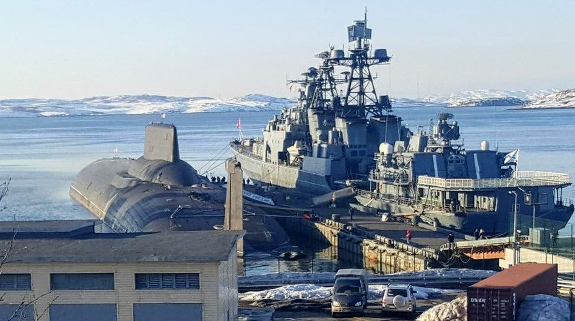 Бухта база Северного флота Североморск